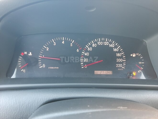 Toyota Corolla 2004, 271,000 km - 1.4 l - Sumqayıt