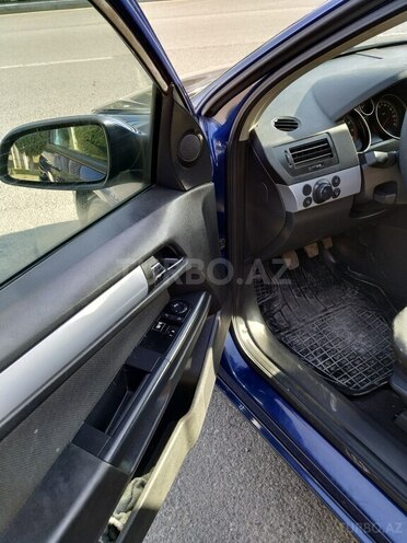 Opel Astra 2005, 255,234 km - 1.4 l - Gəncə