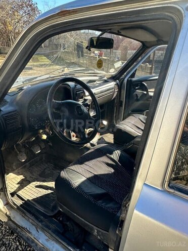 GAZ 3110 2003, 413,000 km - 2.3 l - Salyan