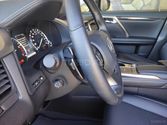 Lexus RX 300-14