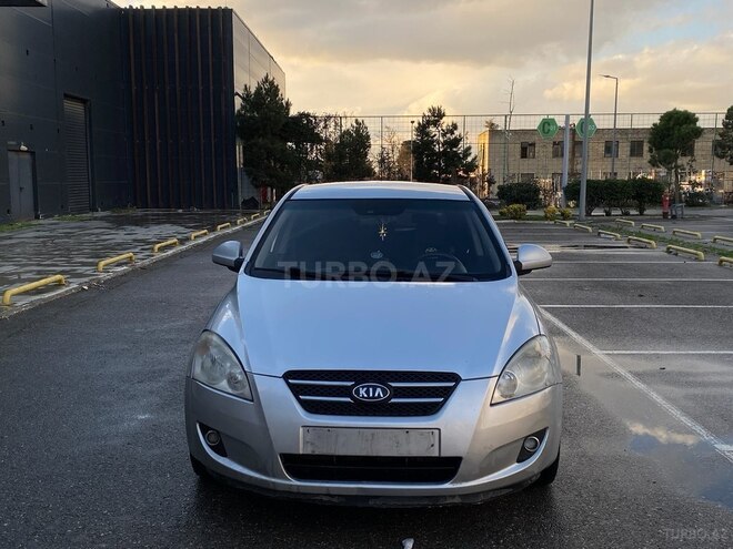 Kia Ceed 2009, 256,000 km - 1.6 l - Bakı