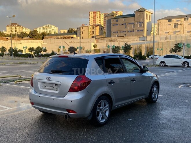 Kia Ceed 2009, 256,000 km - 1.6 l - Bakı