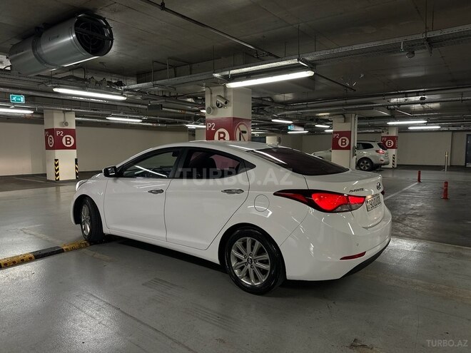Hyundai Avante 2015, 202,000 km - 1.6 л - Bakı