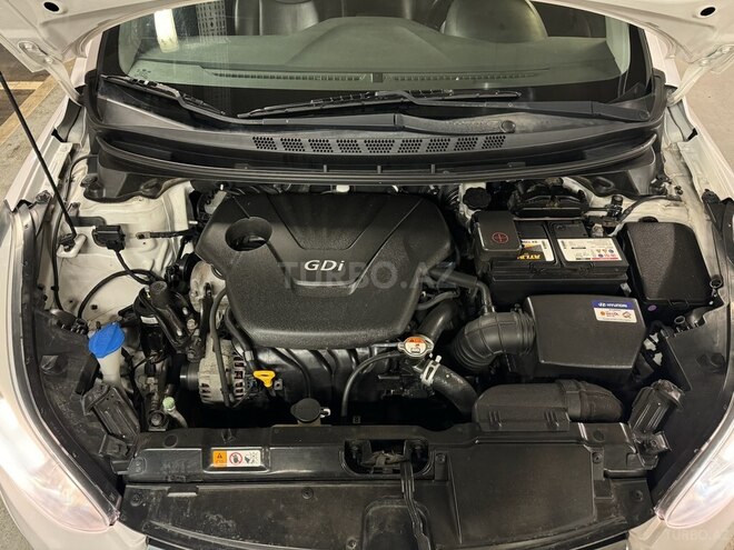 Hyundai Avante 2015, 202,000 km - 1.6 л - Bakı