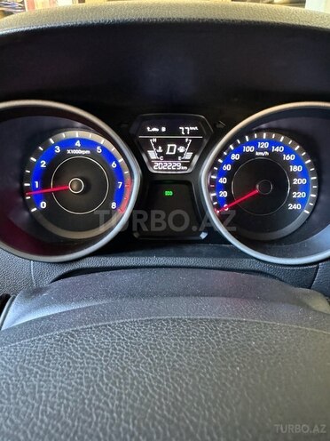 Hyundai Avante 2015, 202,000 km - 1.6 л - Bakı