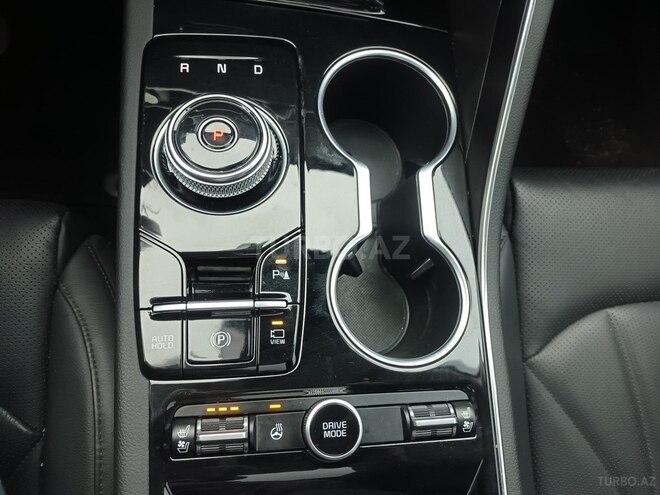 Kia K5-7