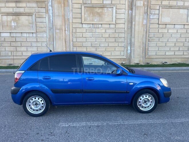 Kia Rio 2006, 210,000 km - 1.4 l - Bakı