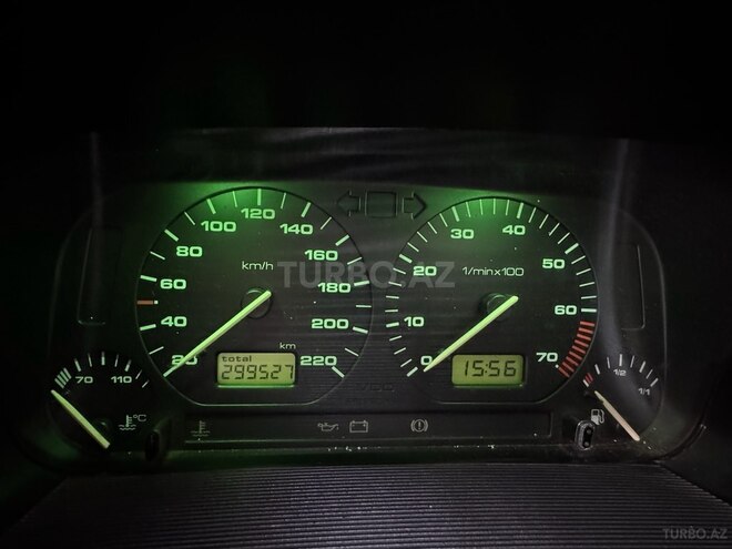 Volkswagen Golf 1993, 299,000 km - 1.6 l - Oğuz