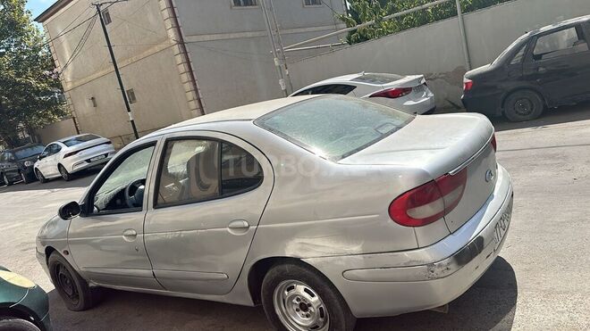 Renault Megane 2002, 234,567 km - 1.6 l - Bakı