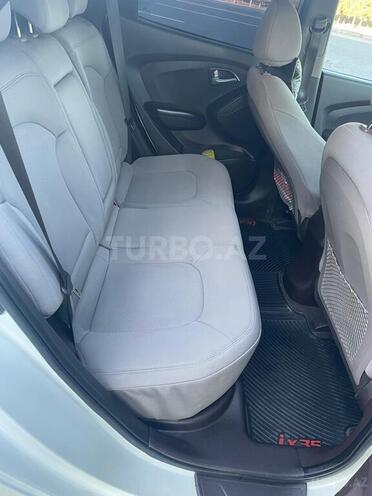 Hyundai ix35 2010, 220,000 km - 2.0 l - Bakı