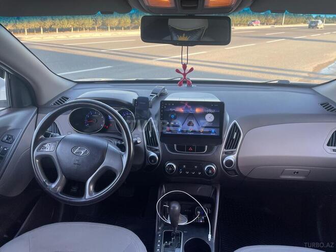 Hyundai ix35 2010, 220,000 km - 2.0 l - Bakı