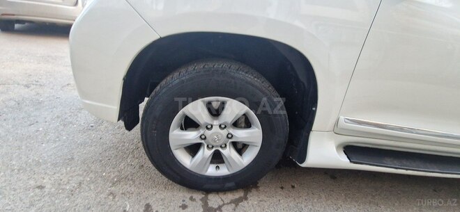 Toyota Land Cruiser Prado 2010, 290,000 km - 2.7 l - Bakı