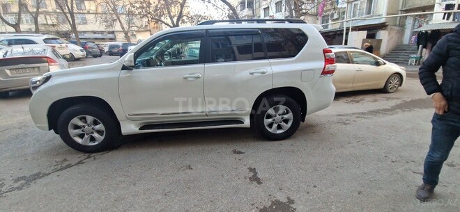 Toyota Land Cruiser Prado 2010, 290,000 km - 2.7 l - Bakı