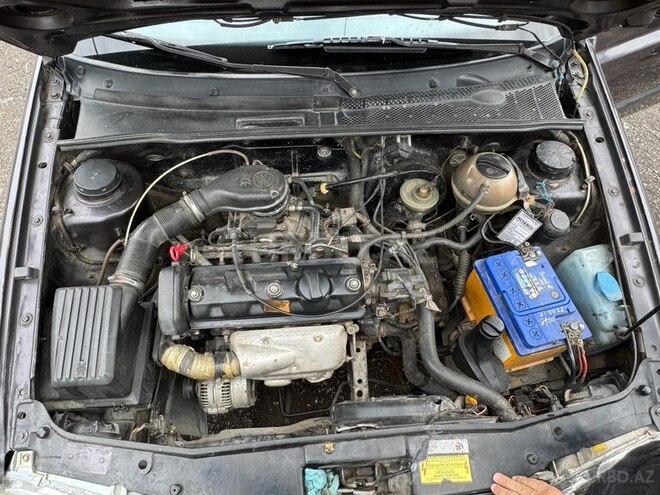 Volkswagen Golf 1993, 299,000 km - 1.6 l - Oğuz