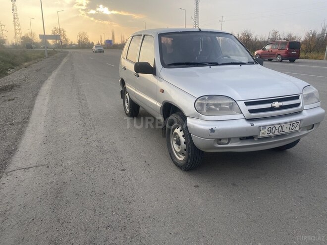 Chevrolet Niva 2008, 267,362 km - 1.7 л - Quba