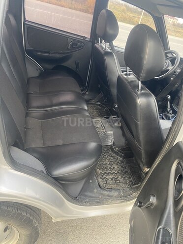 Chevrolet Niva 2008, 267,362 km - 1.7 л - Quba