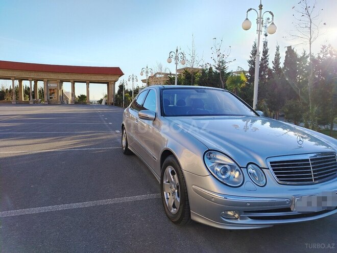 Mercedes E 320 2002, 348,468 km - 3.2 l - Bakı