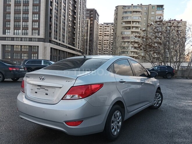 Hyundai Accent 2015, 23,000 km - 1.4 l - Bakı