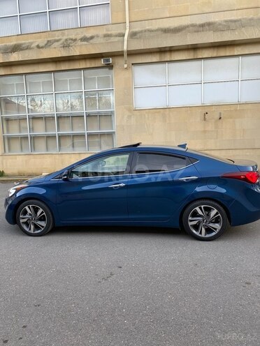 Hyundai Elantra 2015, 198,000 km - 1.8 l - Bakı