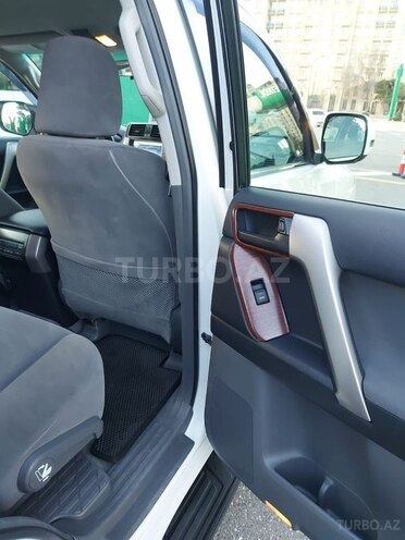 Toyota Land Cruiser Prado 2013, 80,750 km - 2.7 л - Bakı