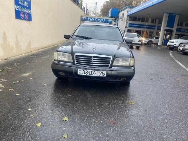 Mercedes C 220 1995, 430,000 km - 2.2 l - Bakı