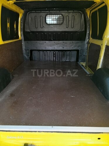 Ford Transit-5
