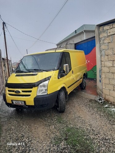 Ford Transit-2