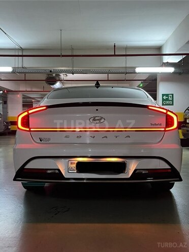 Hyundai Sonata-2