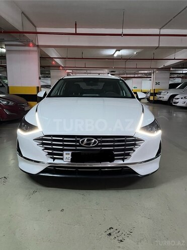 Hyundai Sonata-1