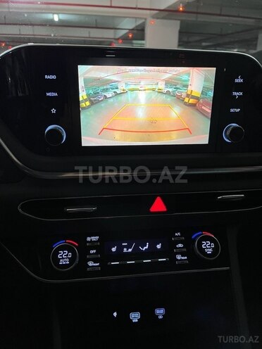 Hyundai Sonata-14