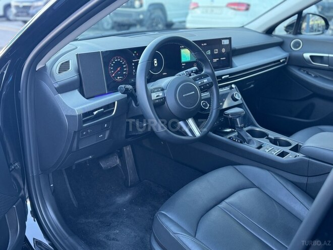 Hyundai Sonata-10