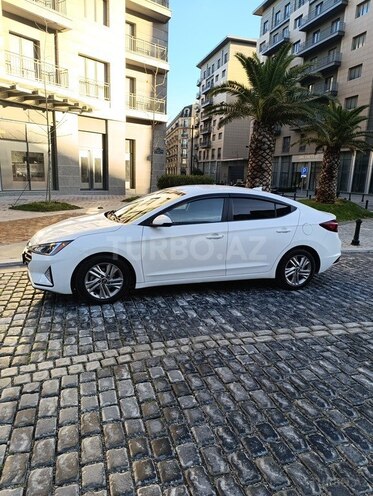 Hyundai Elantra 2019, 159,325 km - 2.0 l - Bakı