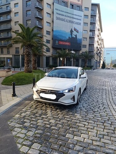 Hyundai Elantra 2019, 159,325 km - 2.0 l - Bakı