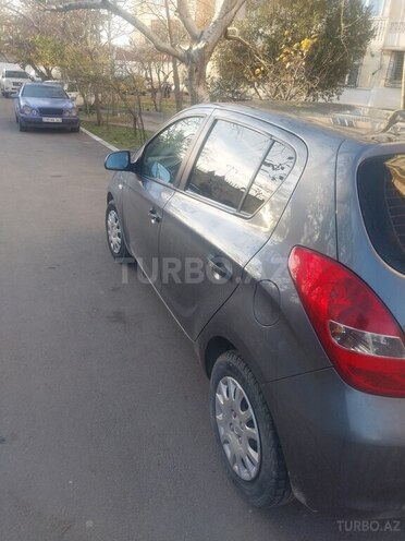 Hyundai i20 2009, 320,000 km - 1.3 l - Bakı