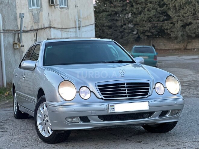 Mercedes E 220 d 2001, 321,576 km - 2.2 l - Bakı