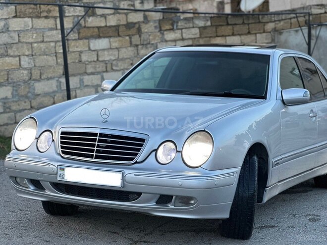 Mercedes E 220 d 2001, 321,576 km - 2.2 l - Bakı