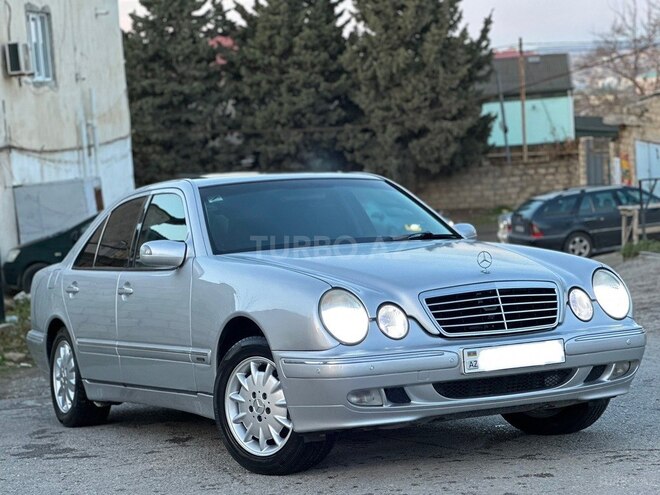 Mercedes E 220 d 2001, 321,576 km - 2.2 l - Bakı