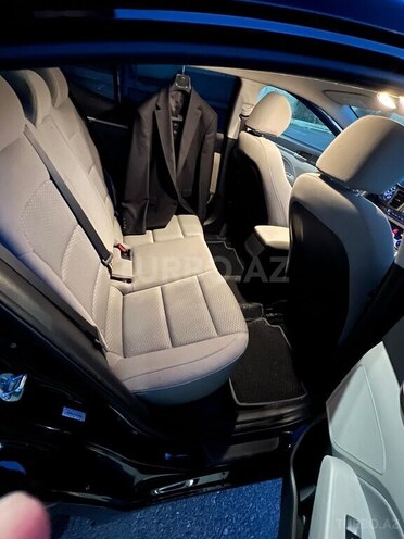 Hyundai Elantra 2018, 115,873 km - 2.0 l - Bakı