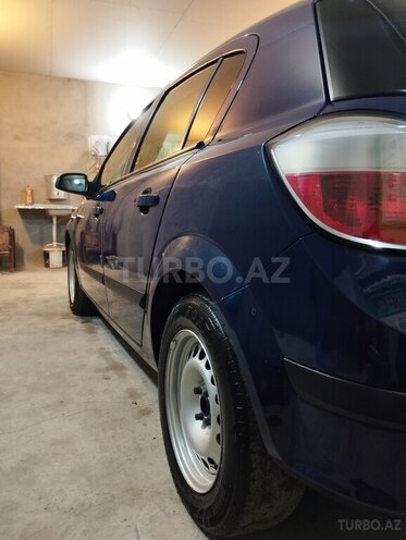 Opel Astra 2005, 245,800 km - 1.4 l - Samux