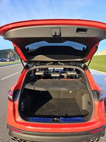 Geely Coolray 2023, 18,000 km - 1.5 л - Bakı