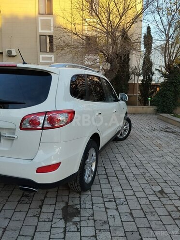 Hyundai Santa Fe-4