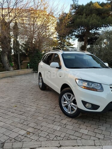 Hyundai Santa Fe-3