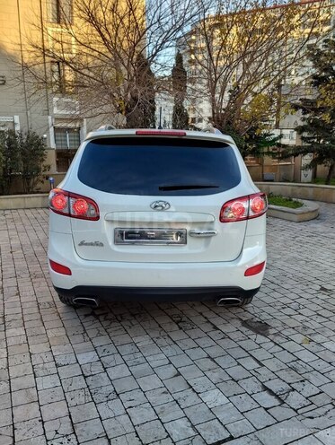Hyundai Santa Fe-6