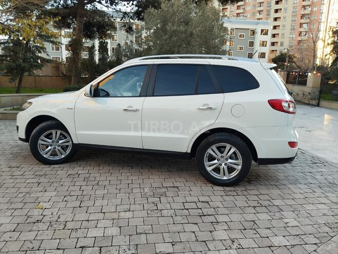 Hyundai Santa Fe-8