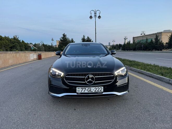 Mercedes E 300 e 4MATIC 2022, 22,800 km - 2.0 л - Bakı