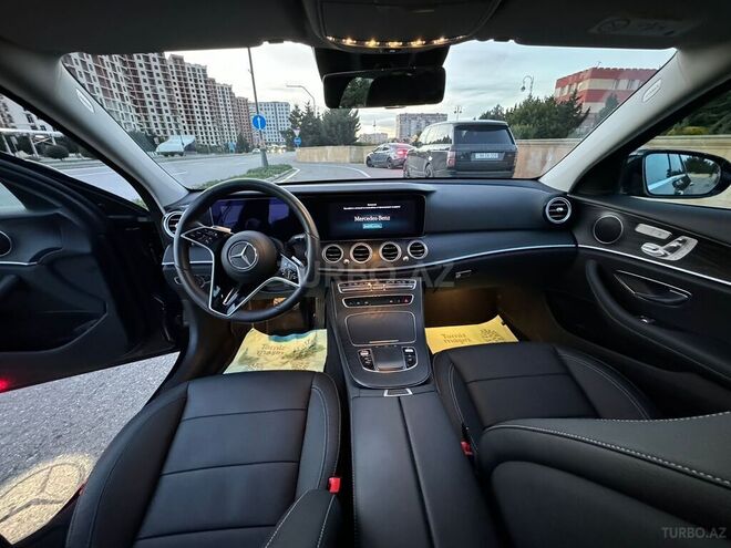 Mercedes E 300 e 4MATIC 2022, 22,800 km - 2.0 л - Bakı