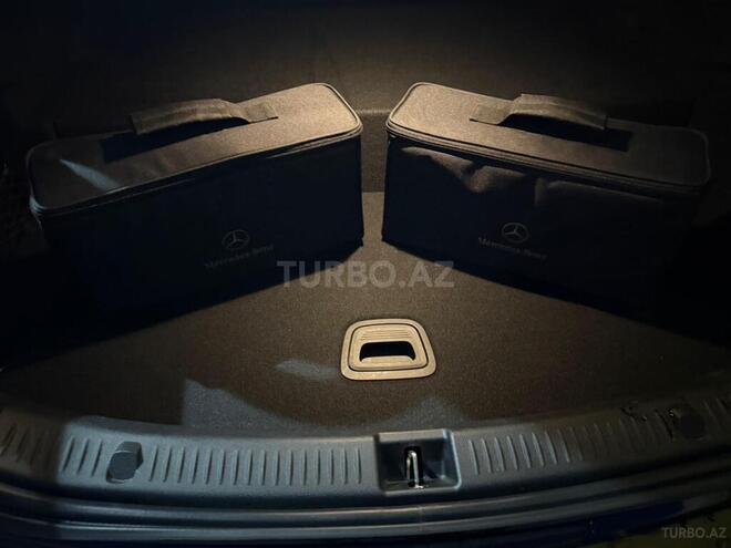 Mercedes E 300 e 4MATIC 2022, 22,800 km - 2.0 л - Bakı