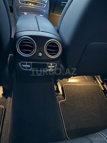 Mercedes E 300 e 4MATIC 2022, 22,800 km - 2.0 л - Bakı