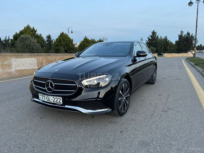 Mercedes E 300 e 4MATIC 2022, 22,800 km - 2.0 л - Bakı