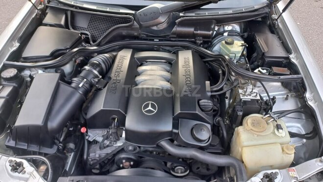 Mercedes E 240 2000, 433,000 km - 2.4 л - Bakı